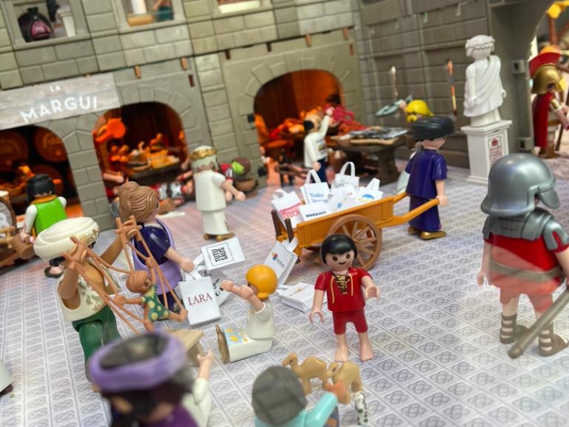 Troba les figures del pessebre de Playmobil als comeros de lEix Clot i guanya obsequis i premis aquest Nadal (10)